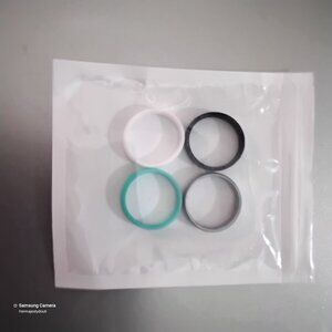 Thunderfit Born Victorious Woman 4 Pack Assorted Silicone Rings Size 12 New